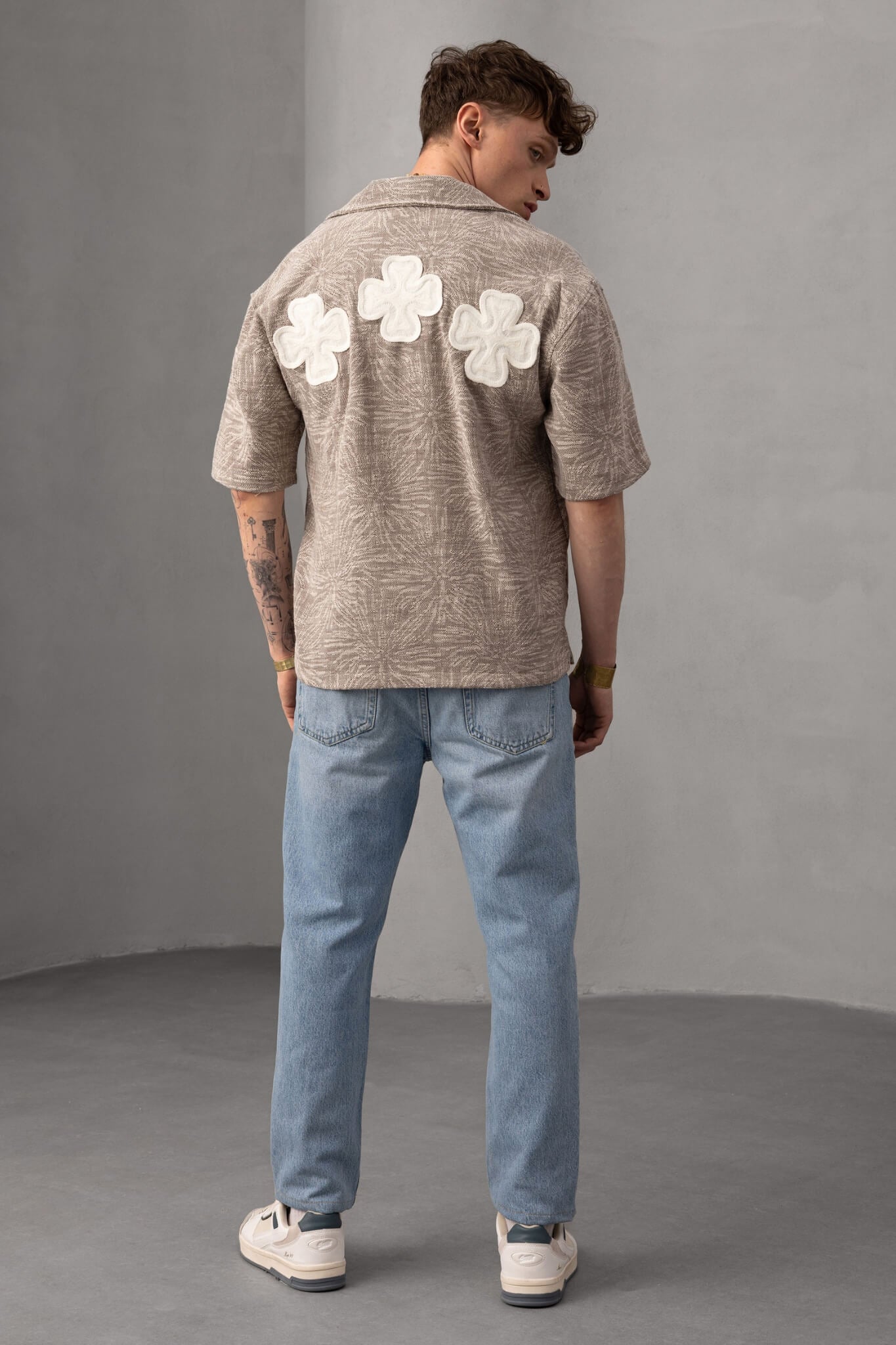 CLOVER BLOOM - BEIGE