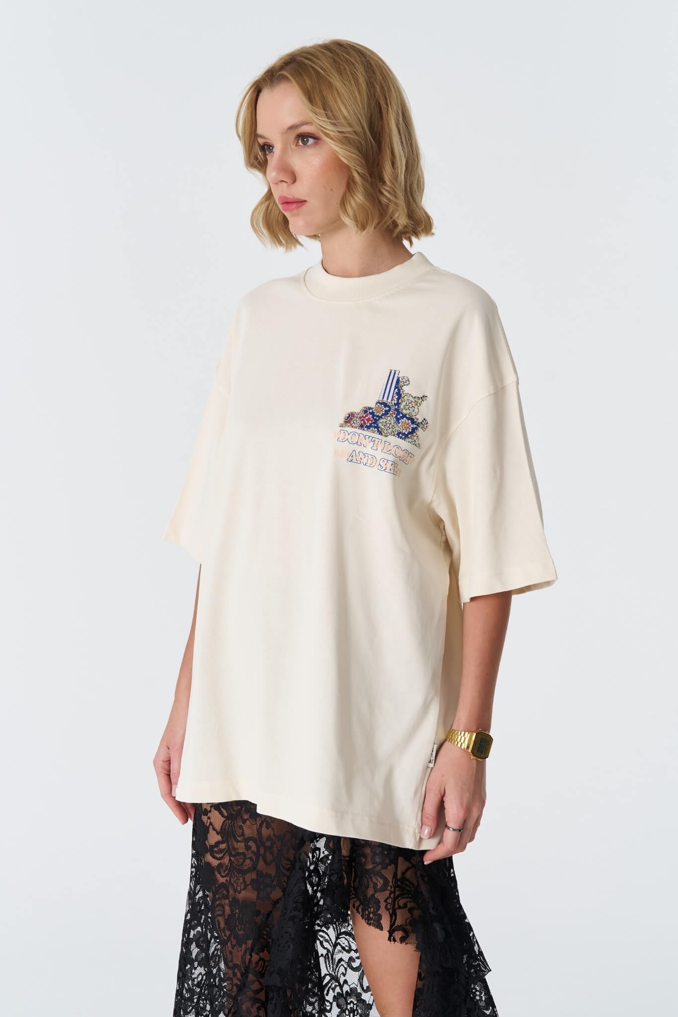 DON'T LOOK - OFF WHITE