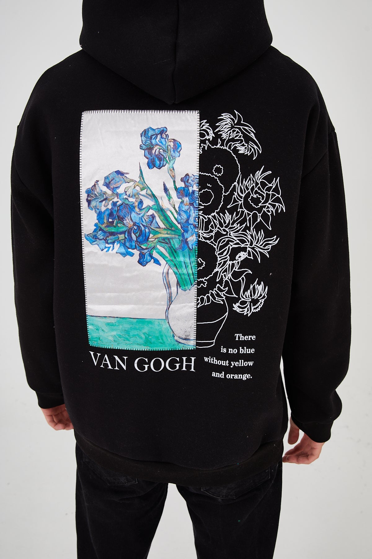 HOODIE - BLUE FLOWERS - BLACK