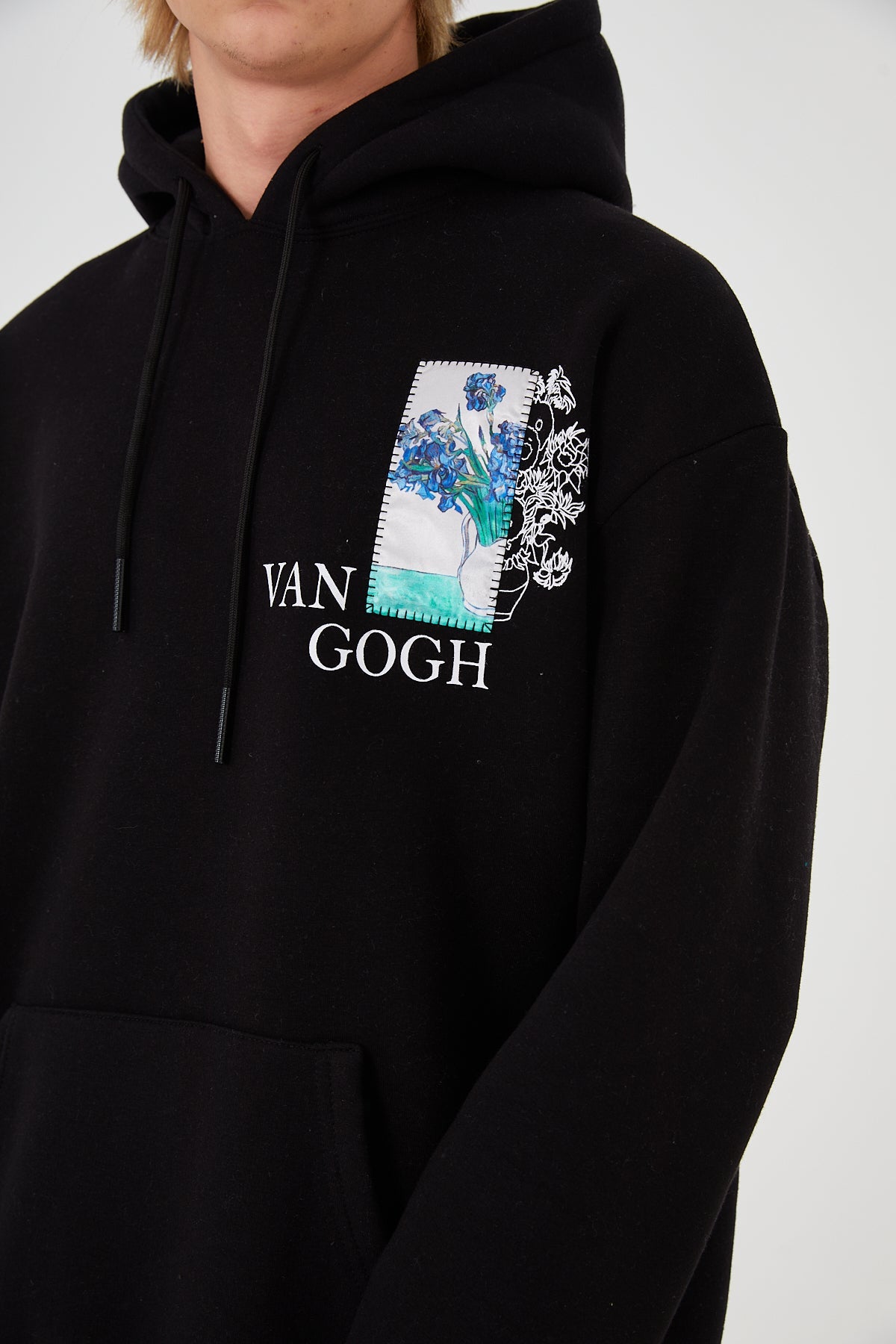 HOODIE - BLUE FLOWERS - BLACK