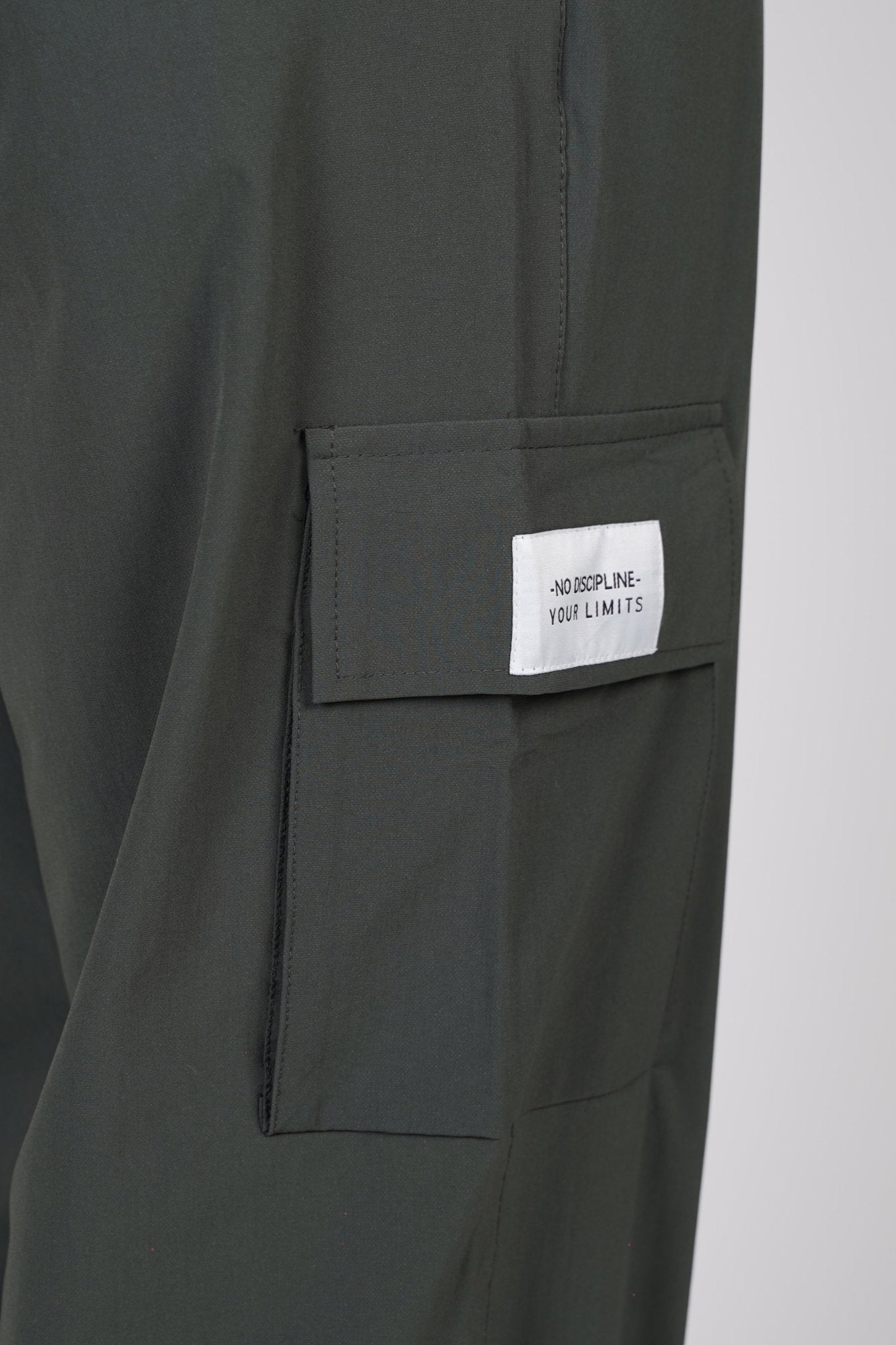 PANTS - CARGO STYLE - GREEN