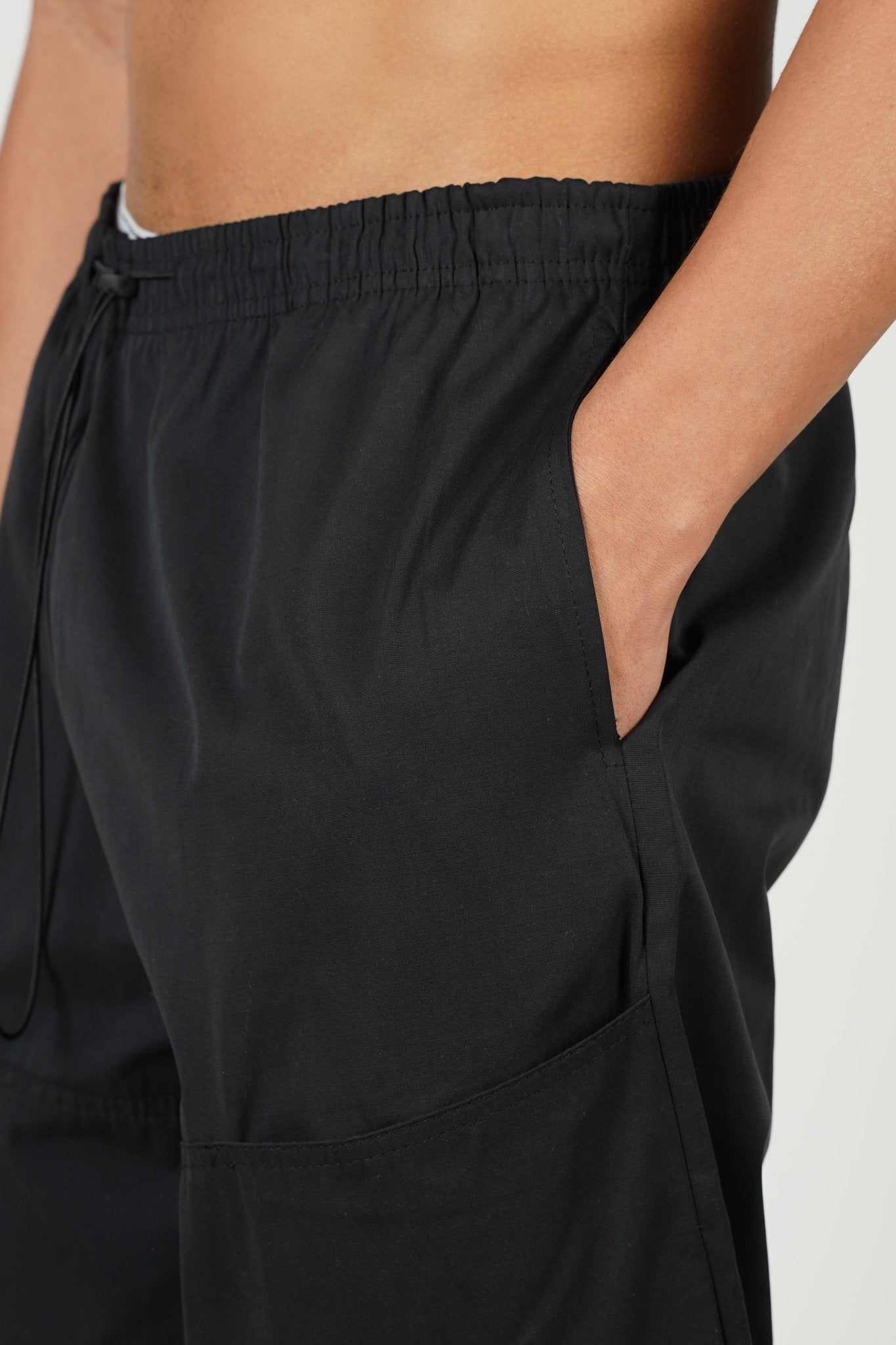 PANTS - THE GERMAN POCKETS - BLACK