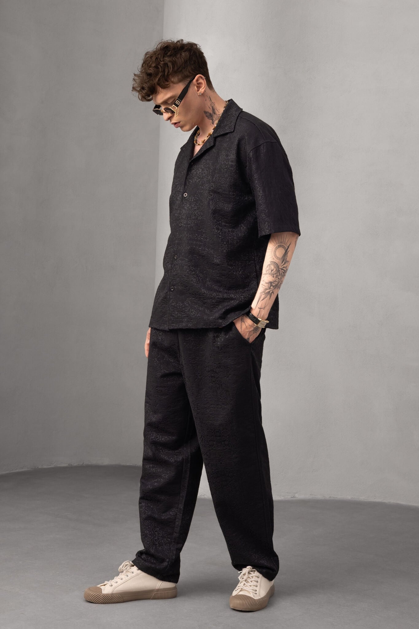 SCARFADE SUIT - BLACK