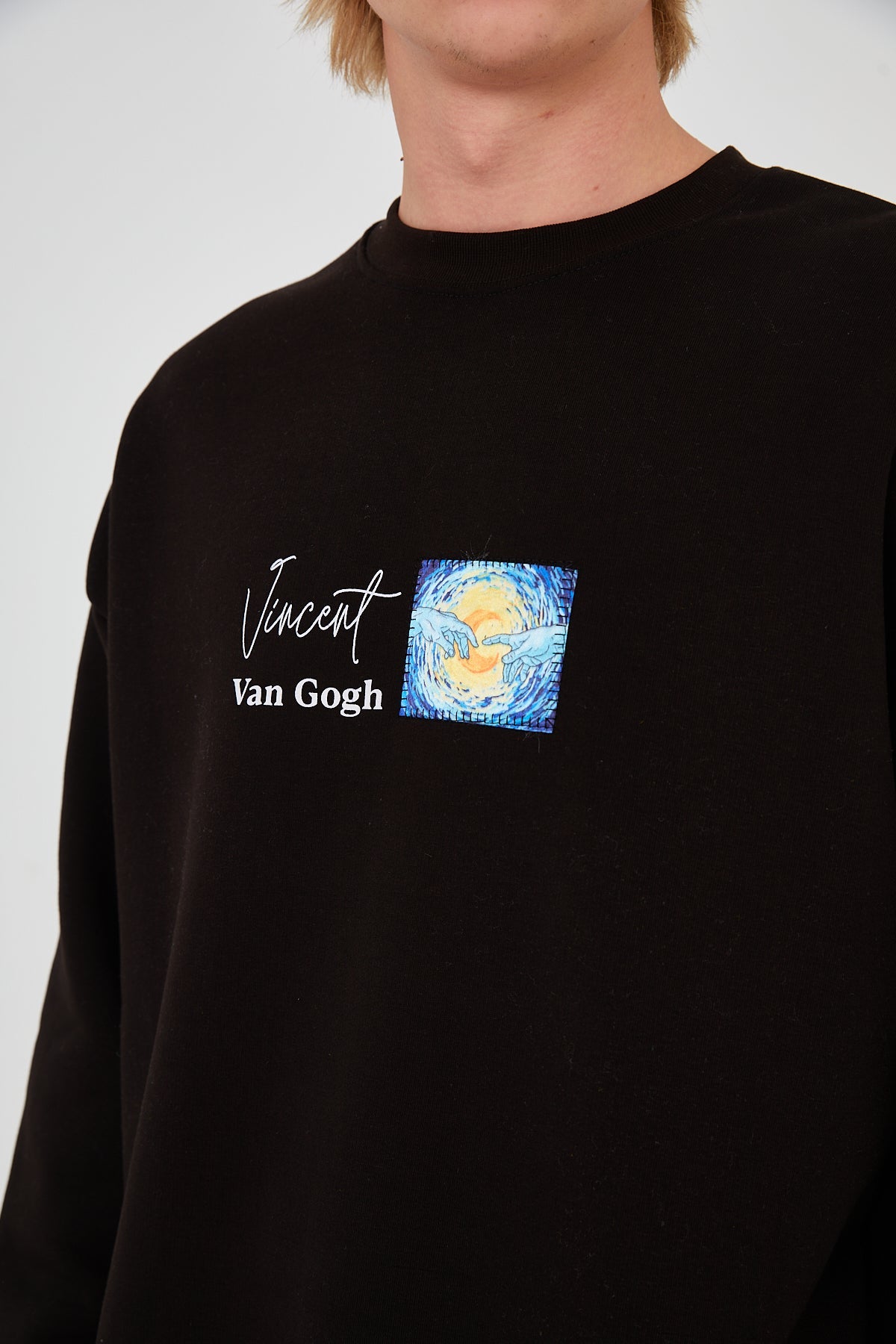 SWEATER - WATCH THE SKY AND STARS - BLACK