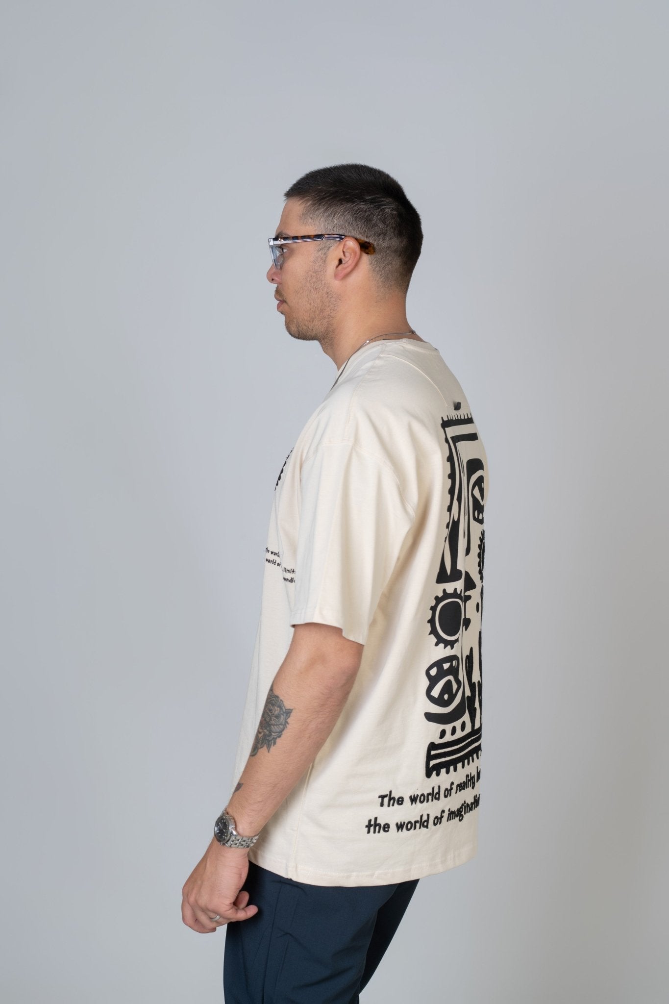 T - SHIRT - BOUNDLESS LIMITS - BEIGE