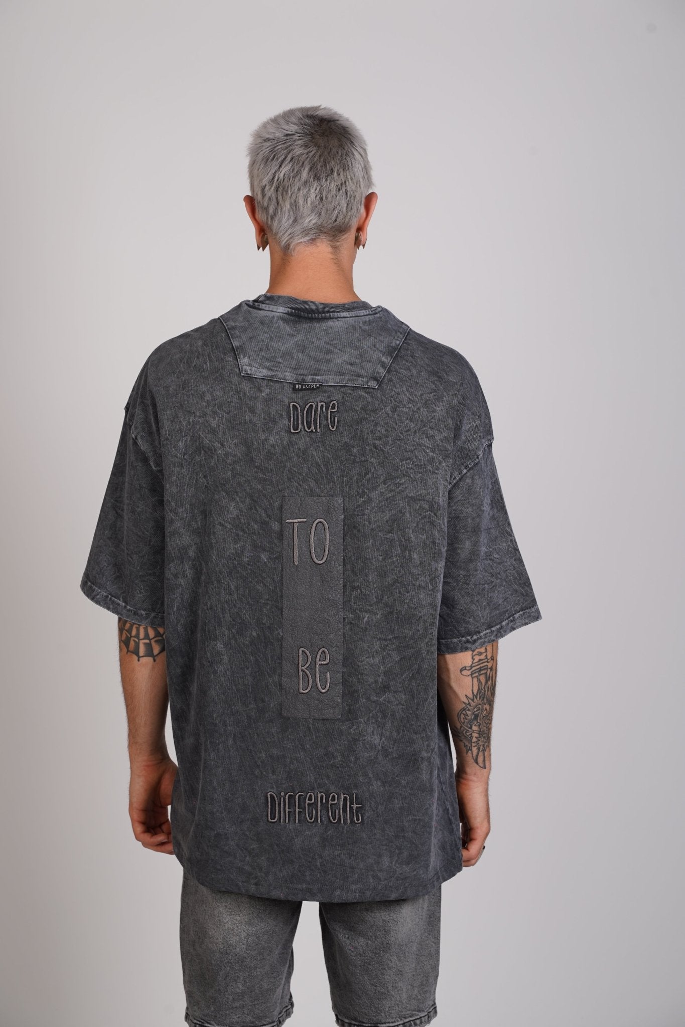 T - SHIRT - DARE - SMOKED