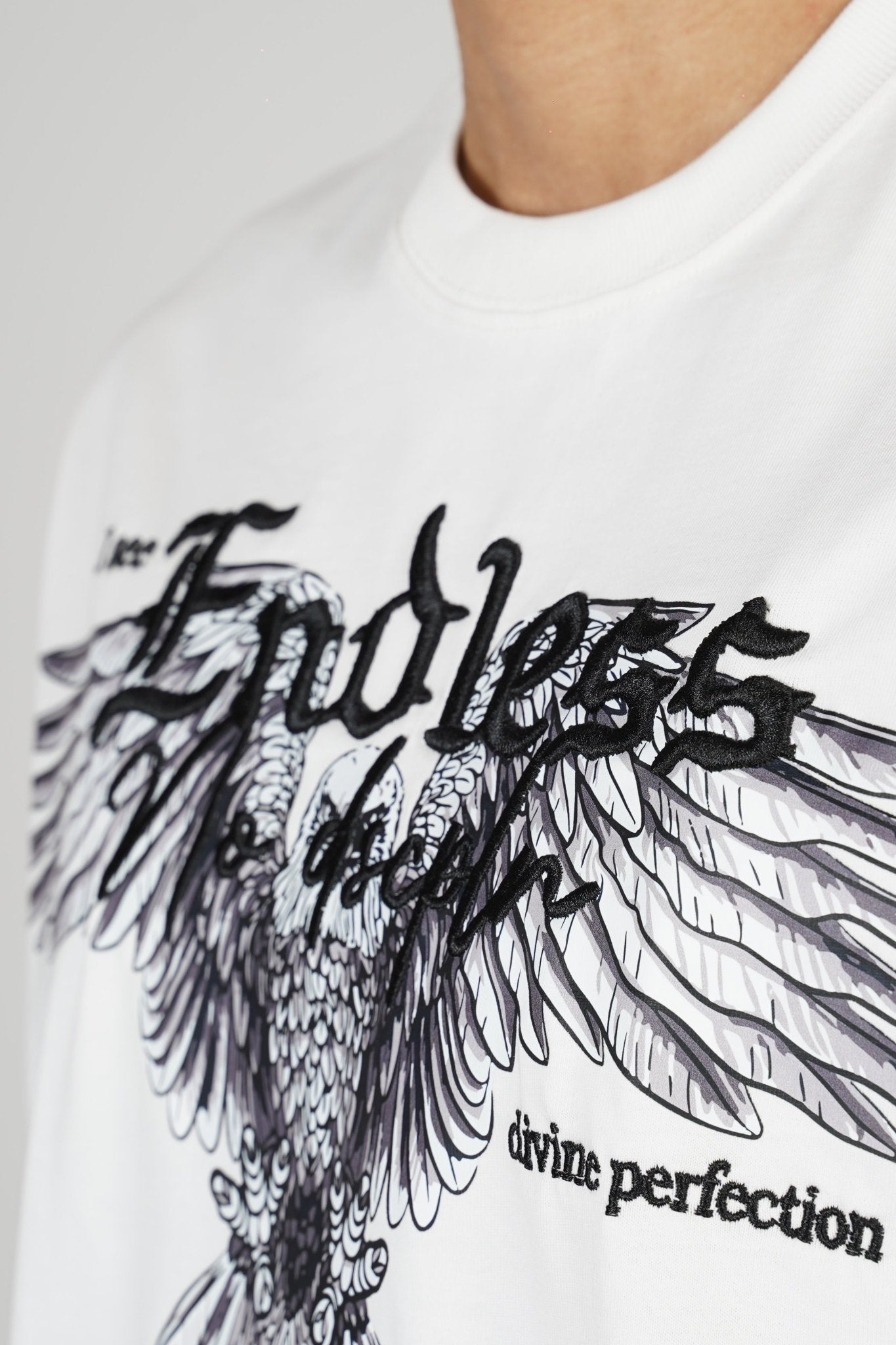 T - SHIRT - ENDLESS - WHITE