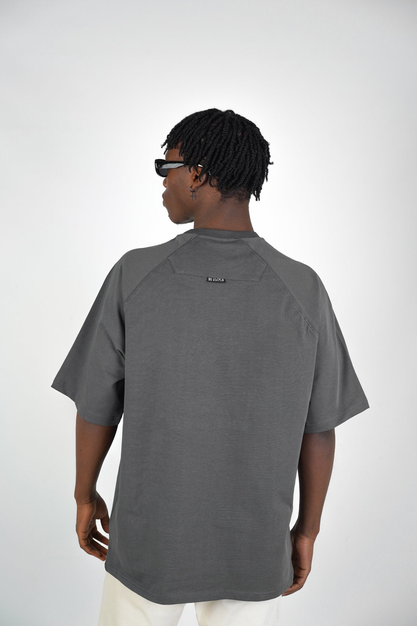 T - SHIRT - GRACIAS - GREY