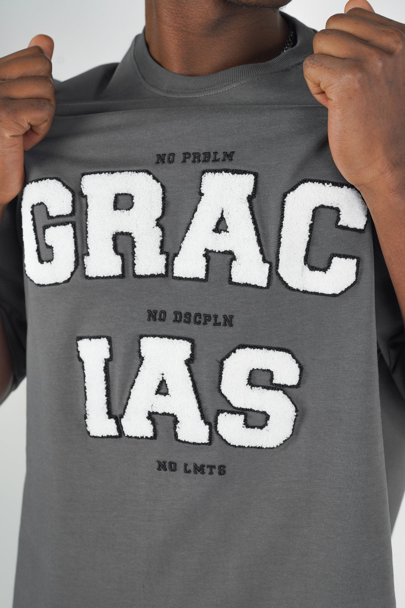 T - SHIRT - GRACIAS - GREY