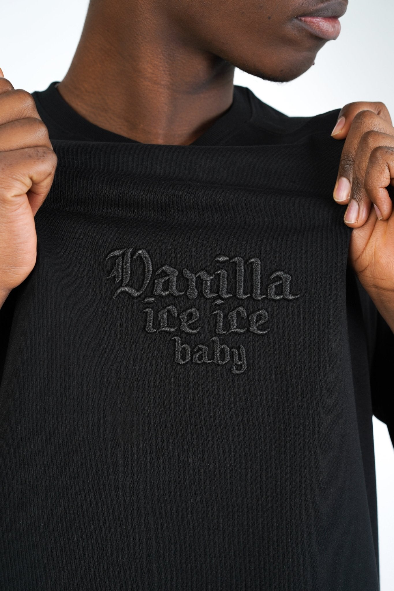 T - SHIRT - ICE ICE BABY - BLACK
