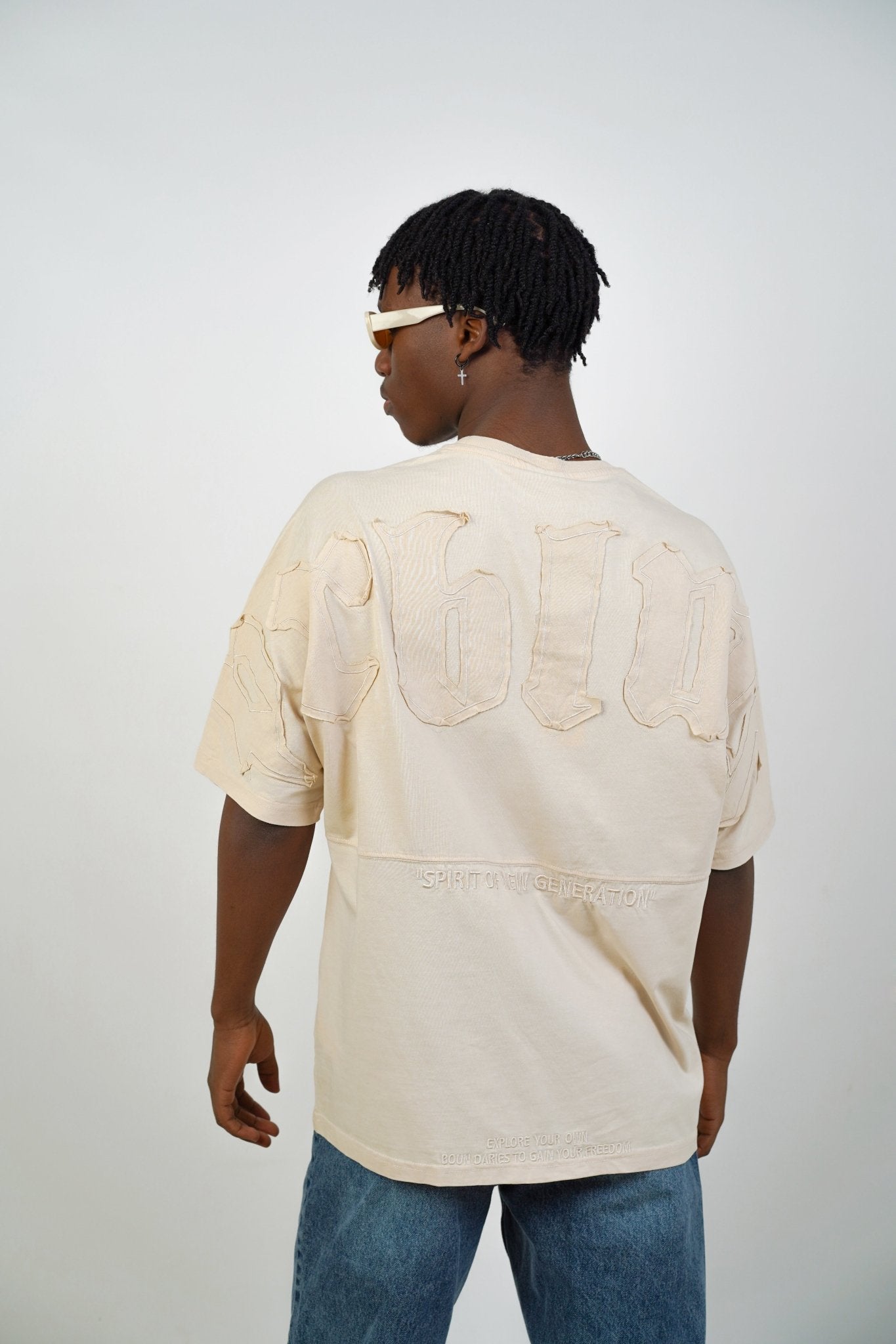 T - SHIRT - NEW GEN PRBLMS - BEIGE