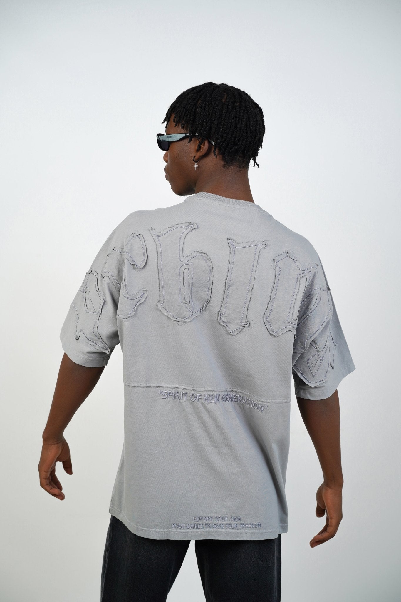 T - SHIRT - NEW GEN PRBLMS - GREY