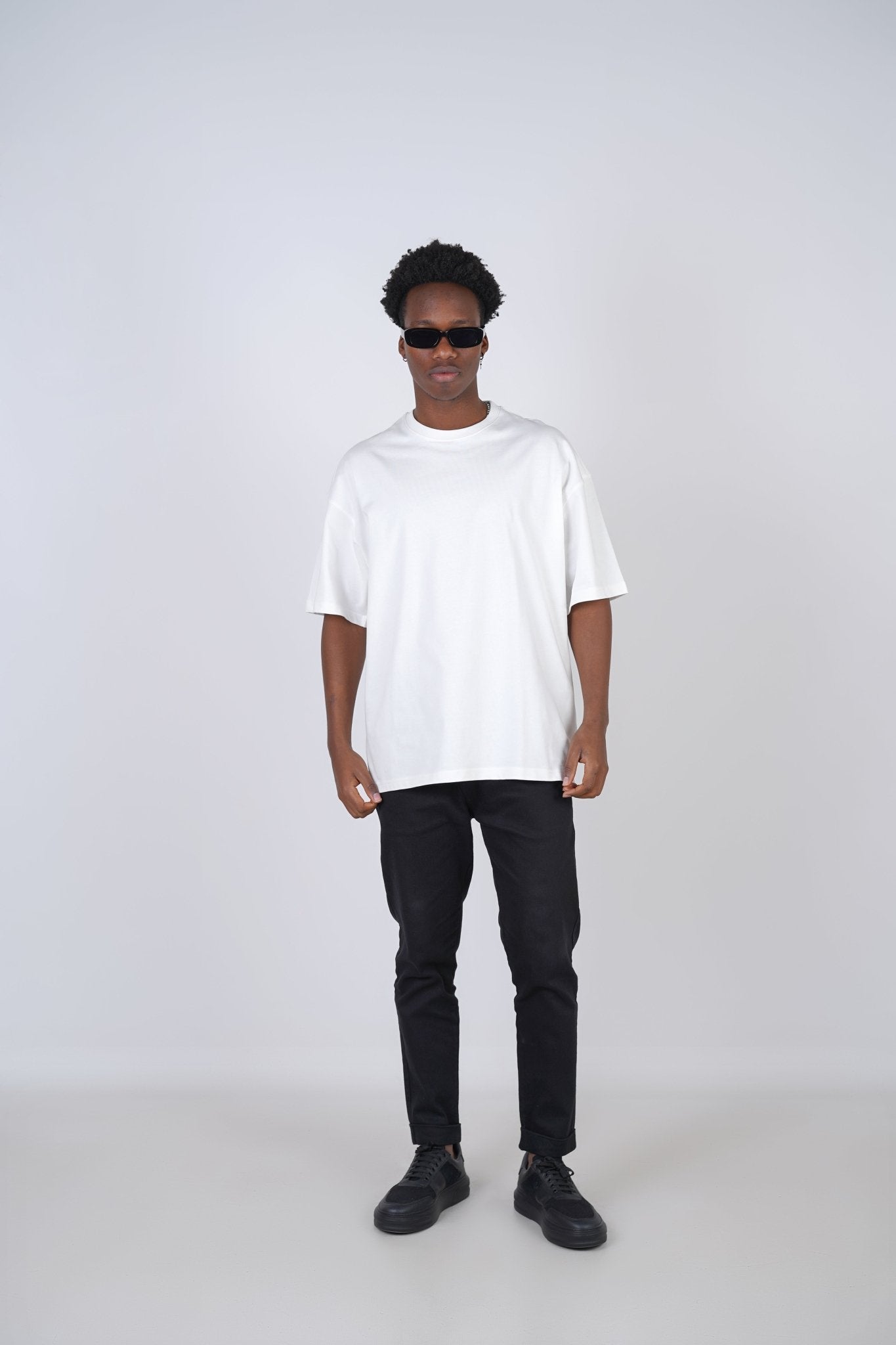 T - SHIRT - THE BASICS - WHITE