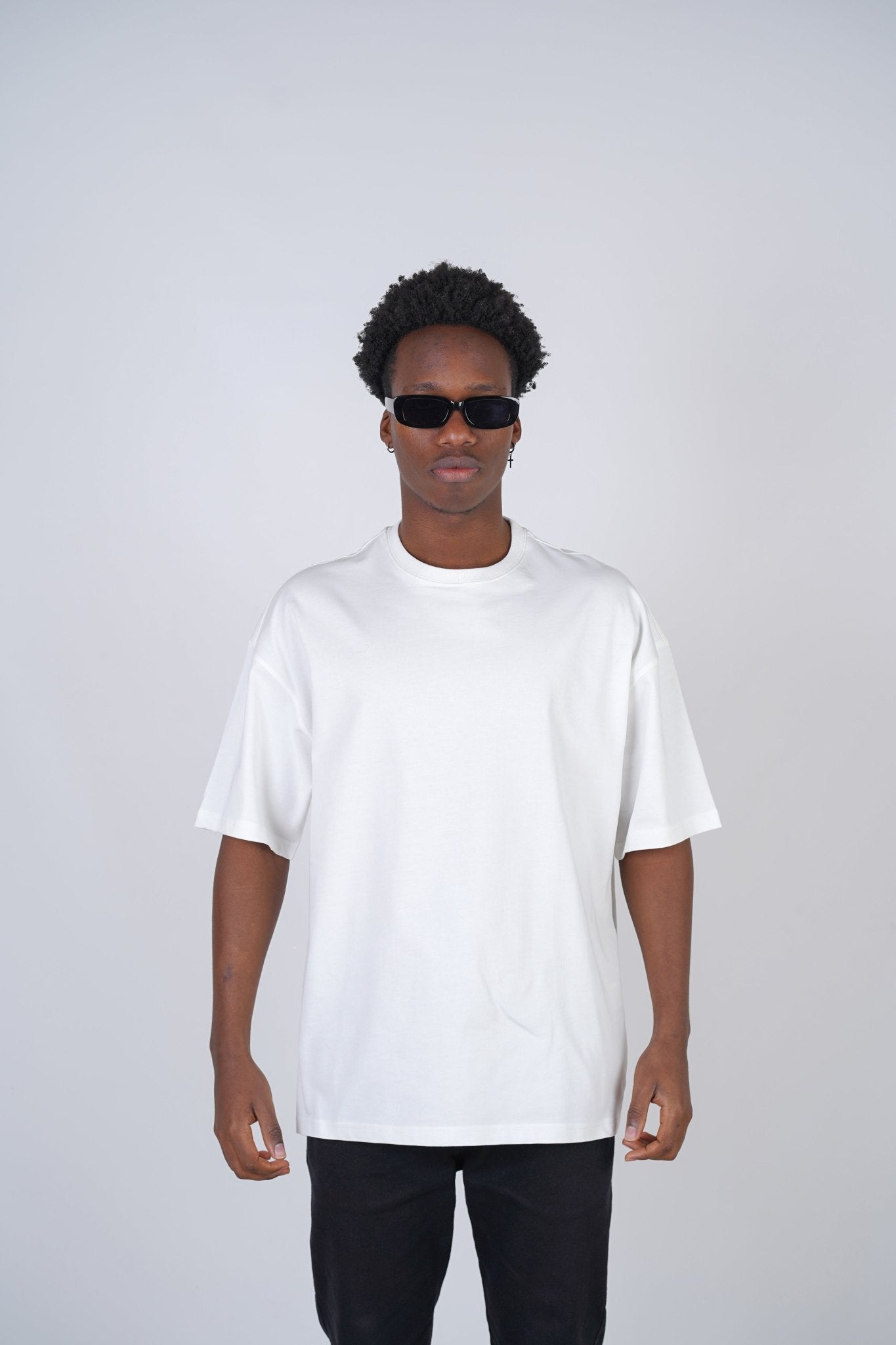 T - SHIRT - THE BASICS - WHITE