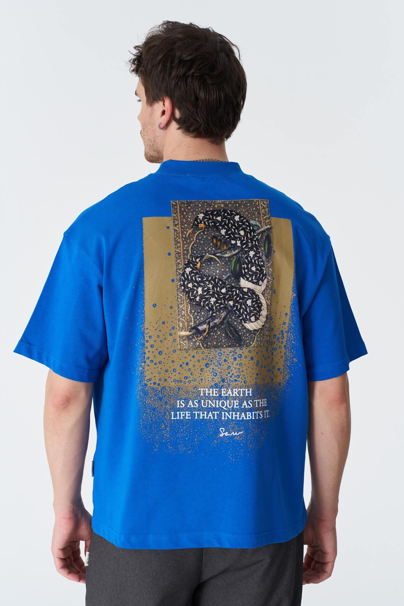 THE EARTH - BLUE