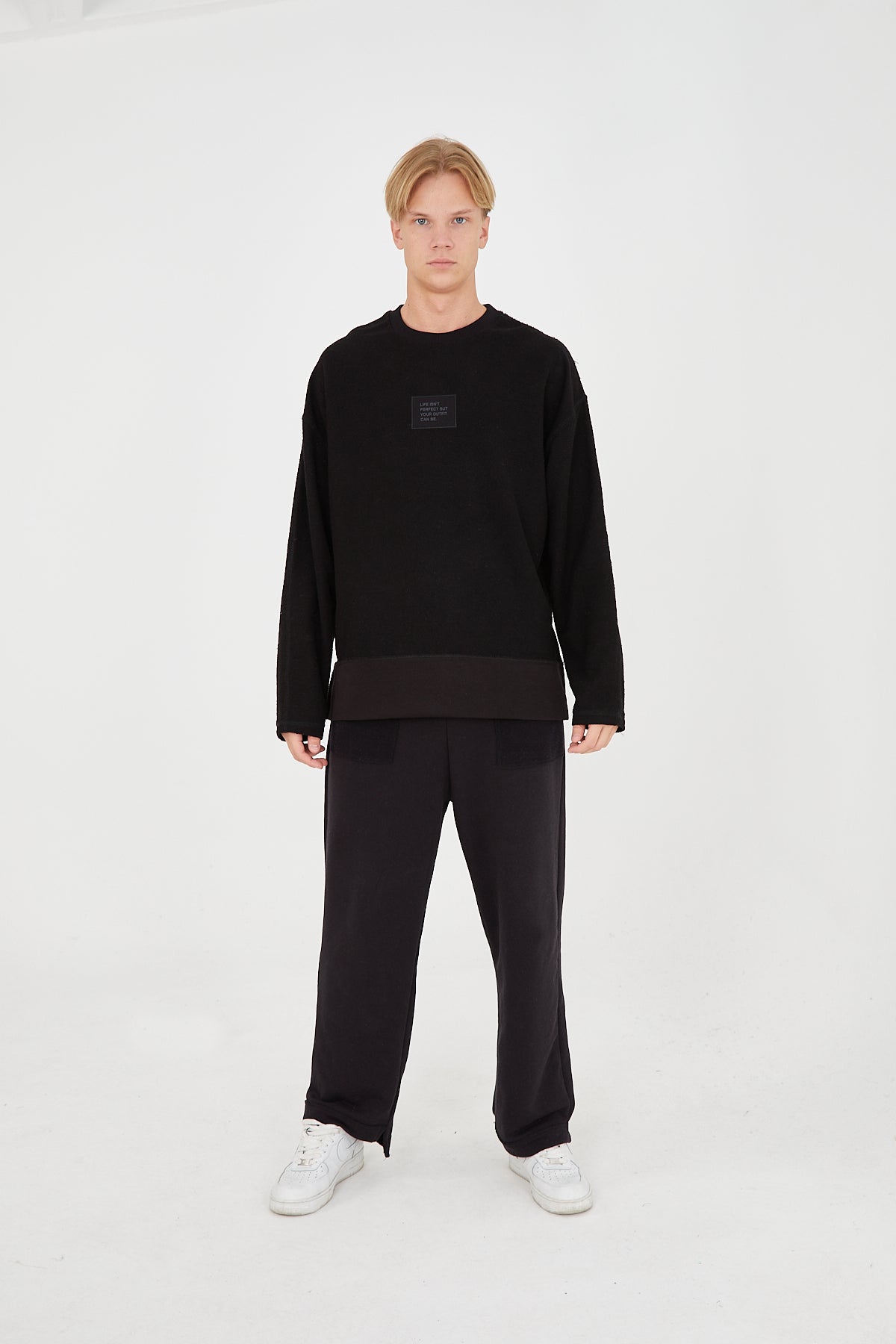 TRACKSUIT - THE PERFECT OUTFIT - BLACK