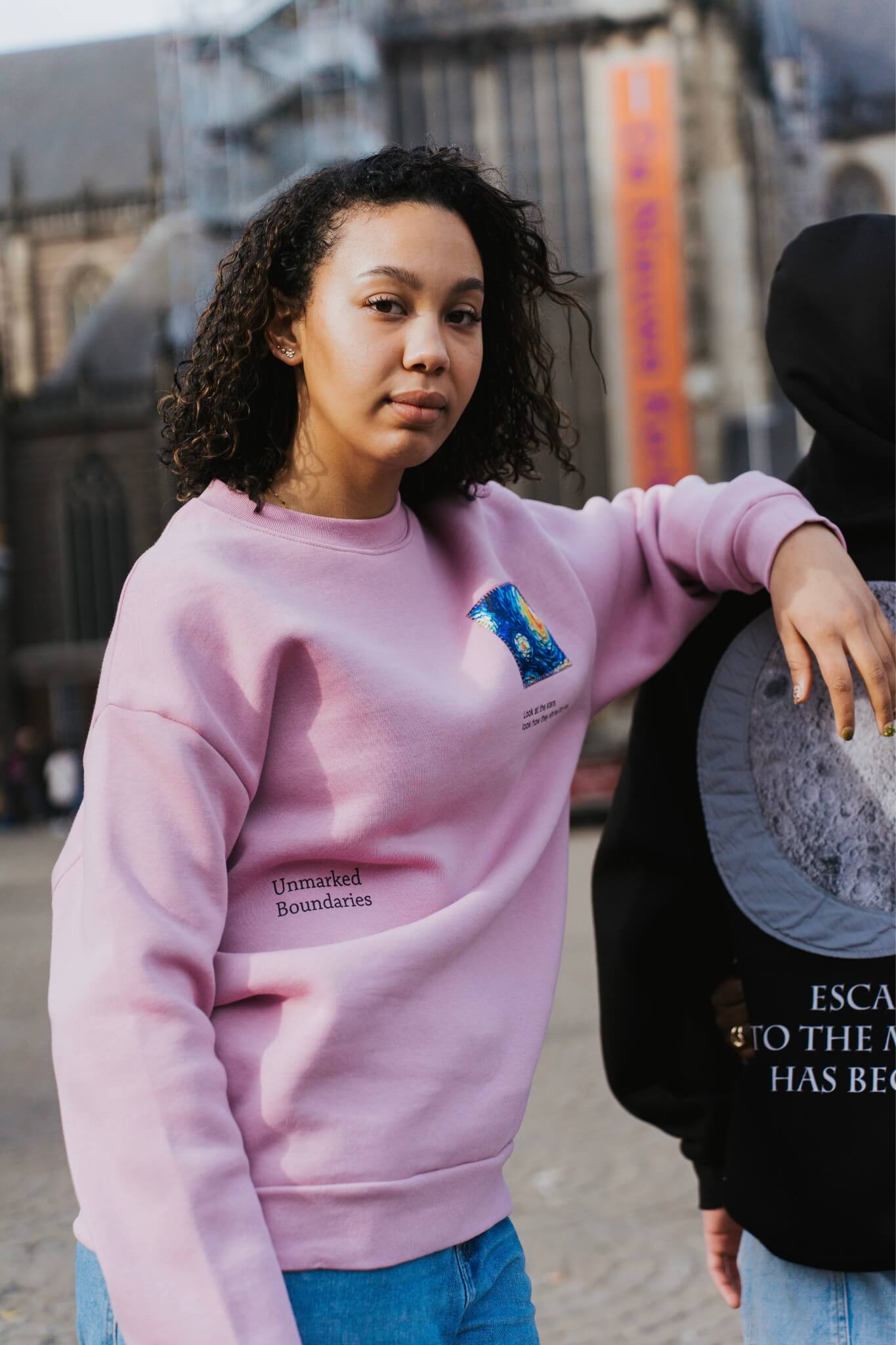 UNMARKED BOUNDERIES - PINK