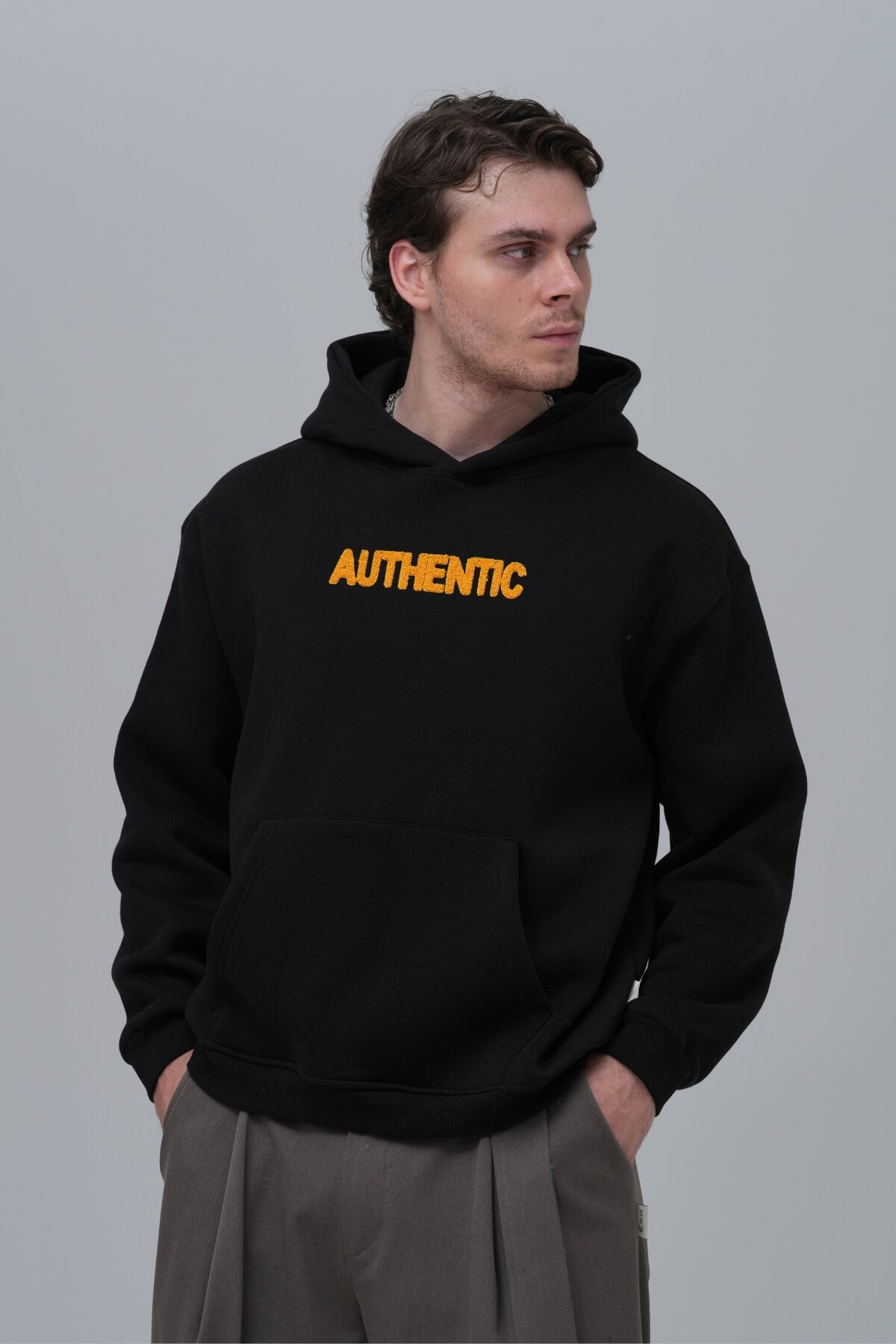 AUTHENTIC - BLACK