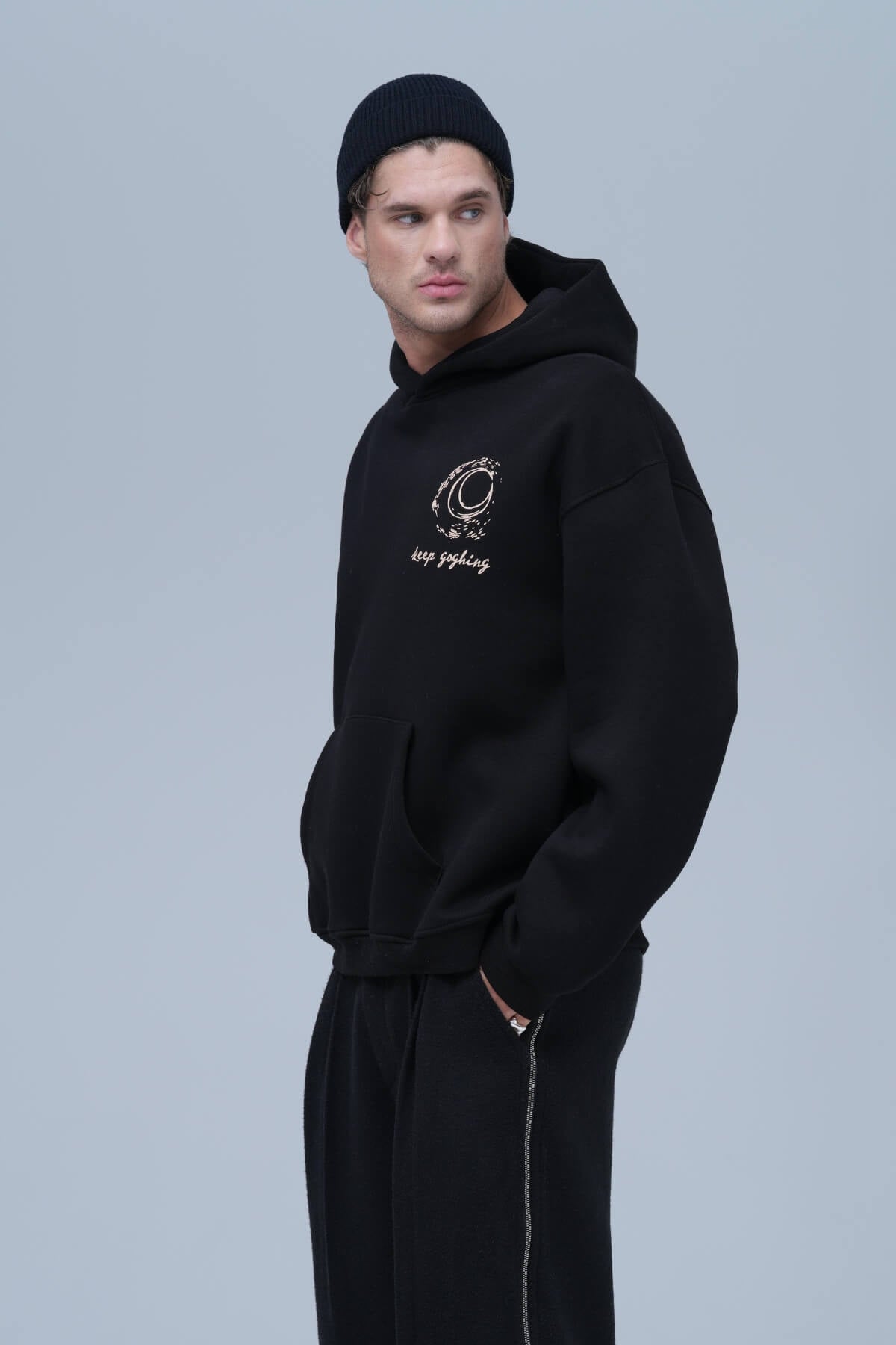 CROWS & SMOKE HOODIE - BLACK