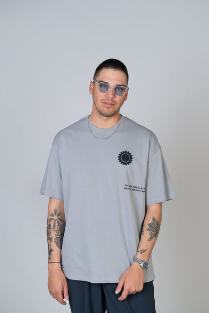 T-SHIRT - BOUNDLESS LIMITS - GREY