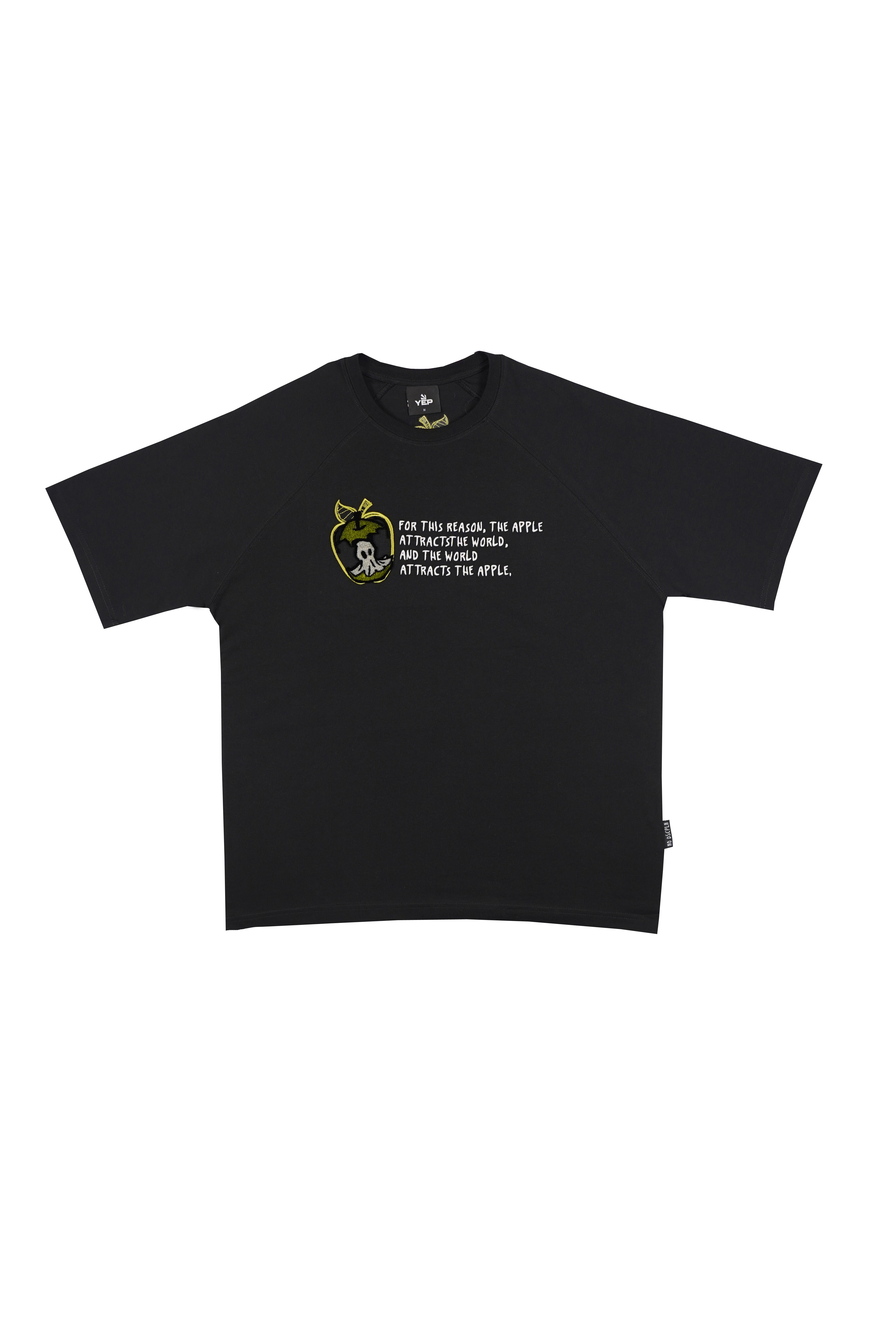 T-SHIRT - APPLE & THE WORLD - BLACK