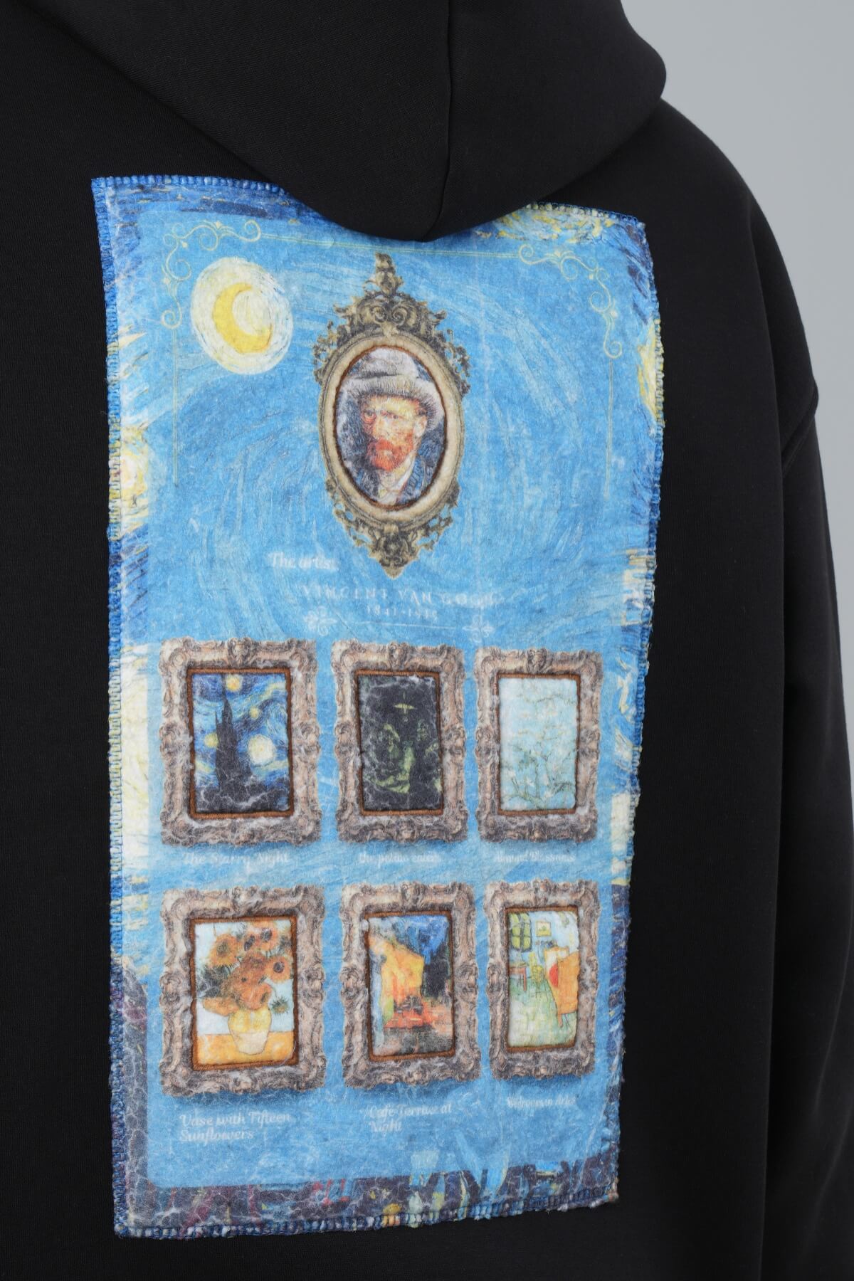 GALLERY OF THE NIGHT - BLACK