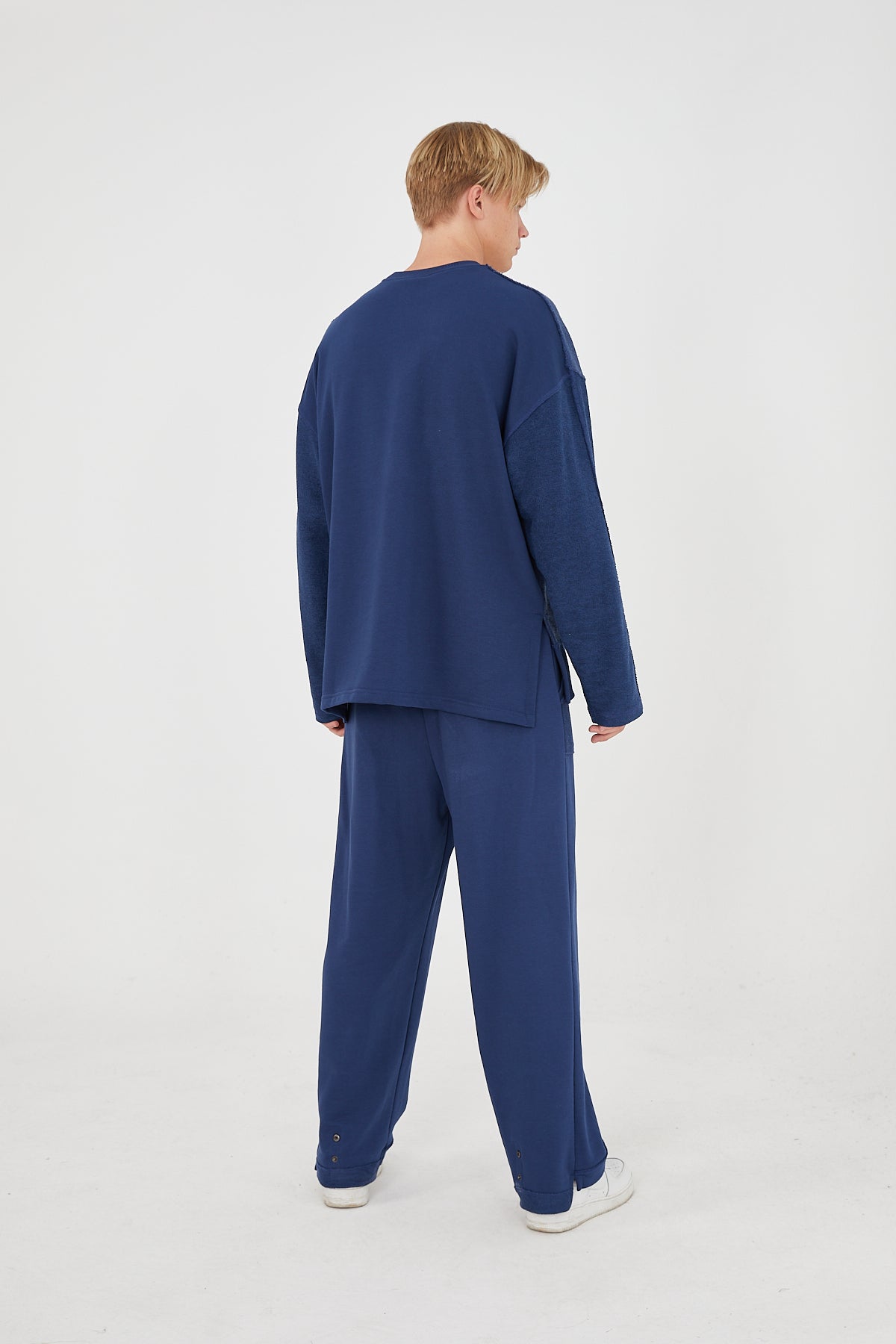 TRACKSUIT - THE PERFECT OUTFIT - BLUE