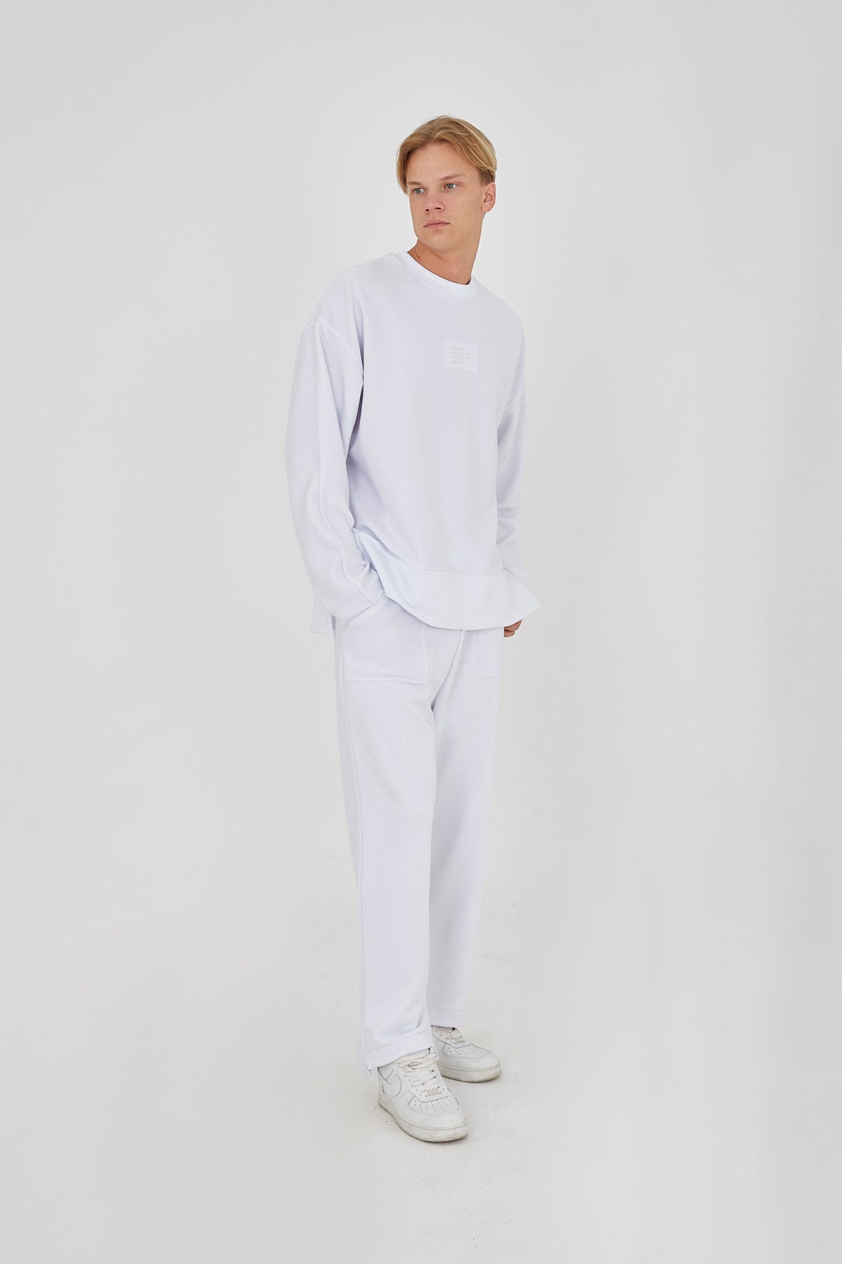 TRACKSUIT - THE PERFECT OUTFIT - WHITE