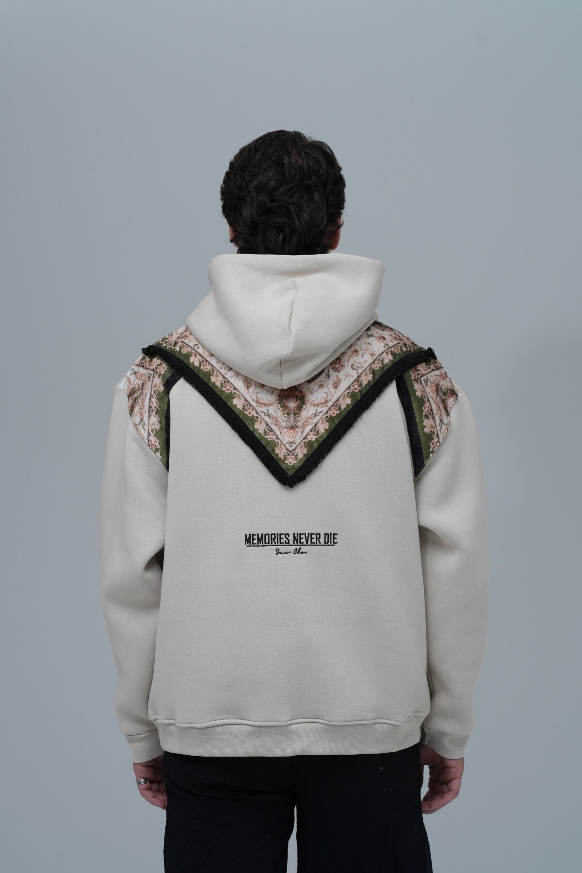 MEMORIES NEVER DIE HOODIE - OFF-WHITE