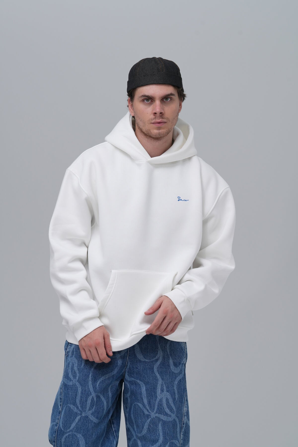 MOON FROM DARKNESS HOODIE - WHITE