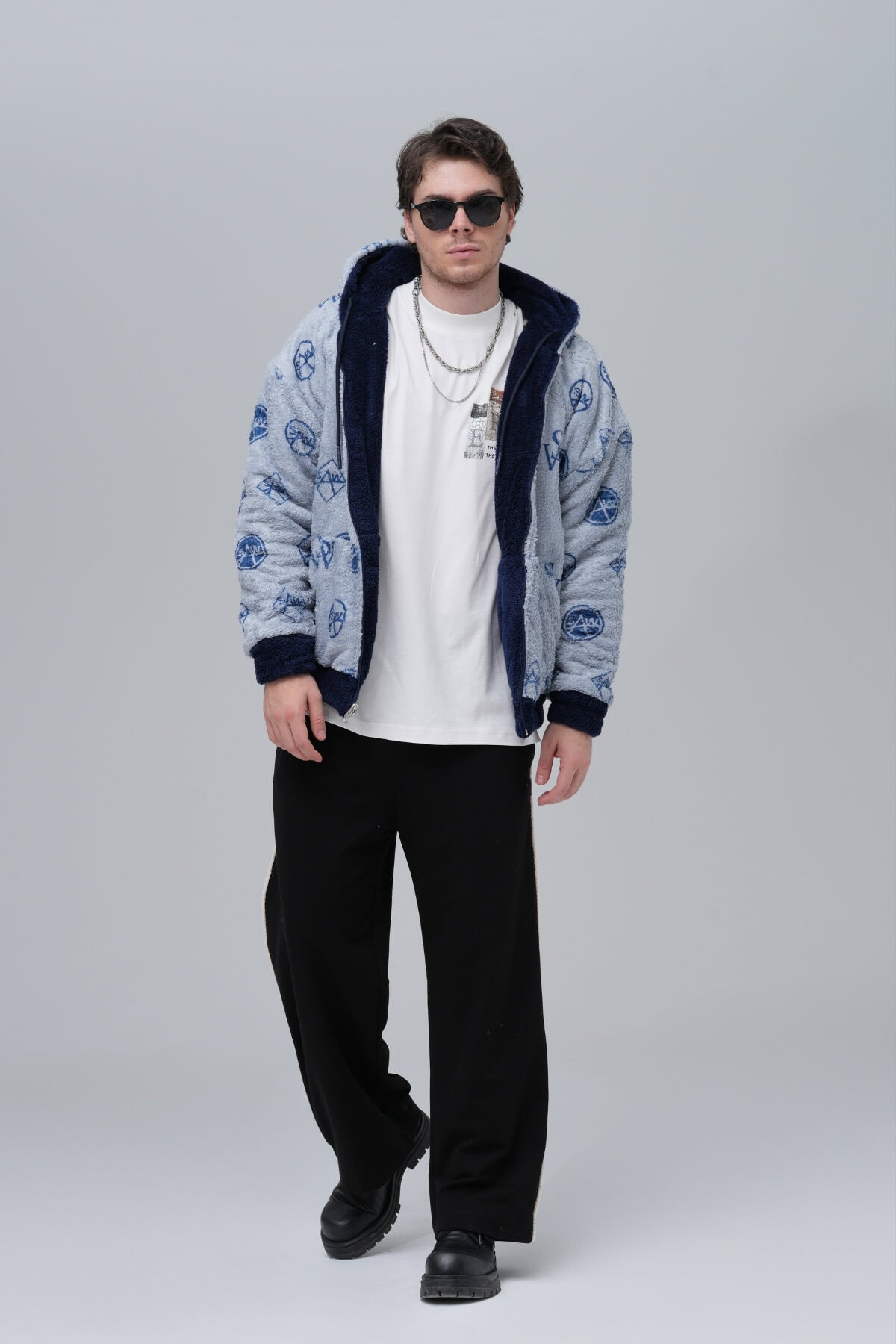 THE REVERSIBLE JACKET - BLUE