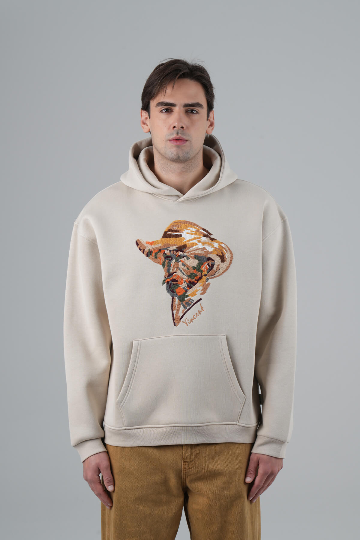 VINCENT IN THREADS - OFF-WHITE