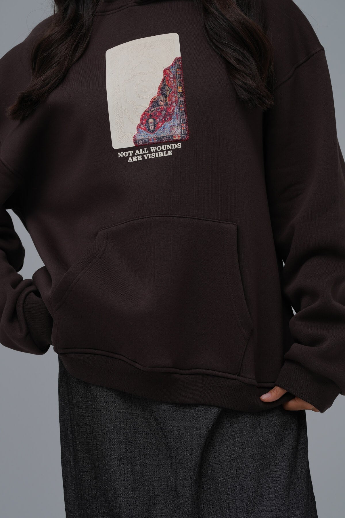 VISIBLE WOUNDS - BROWN