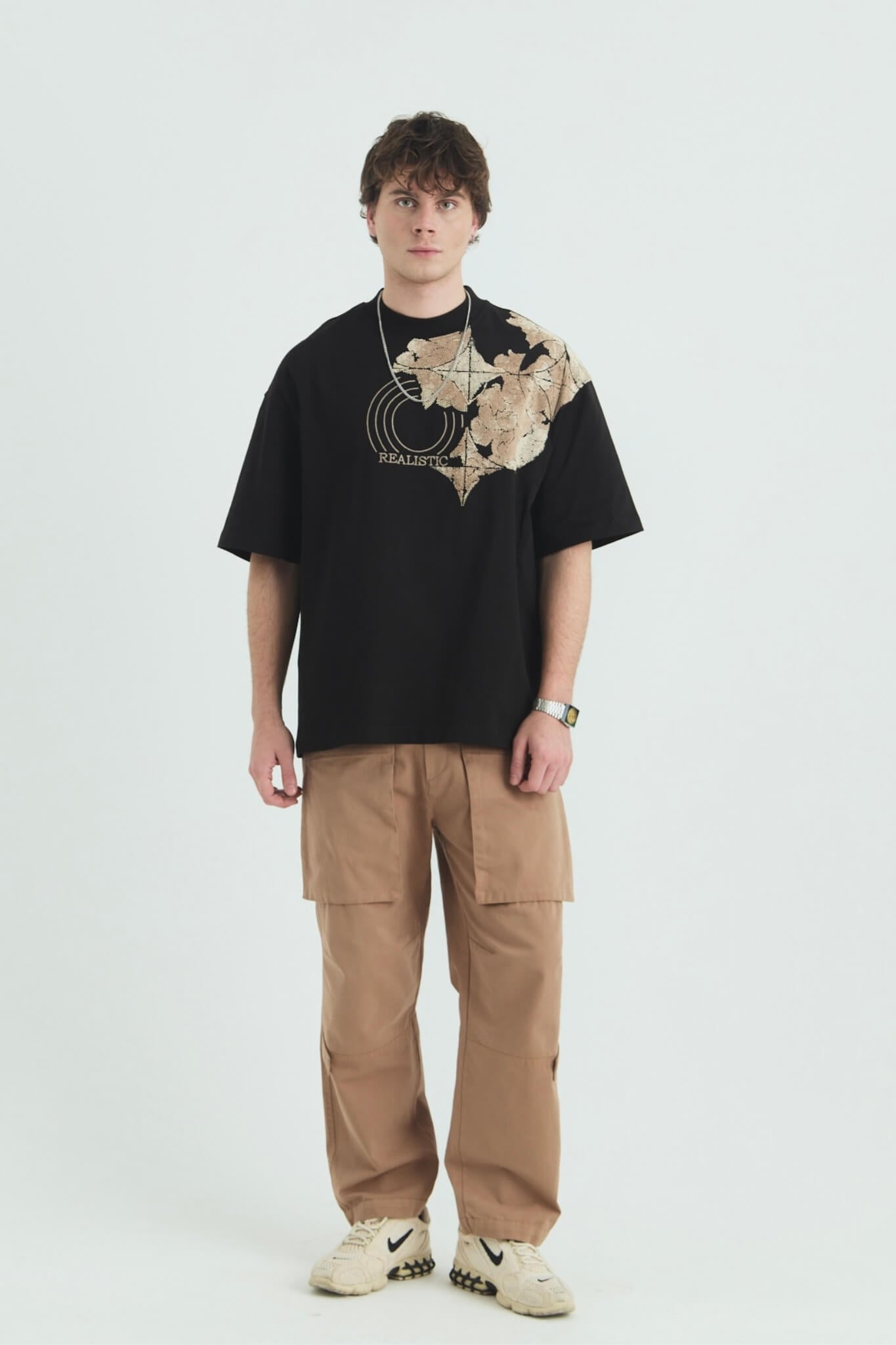 REALISTIC - BLACK