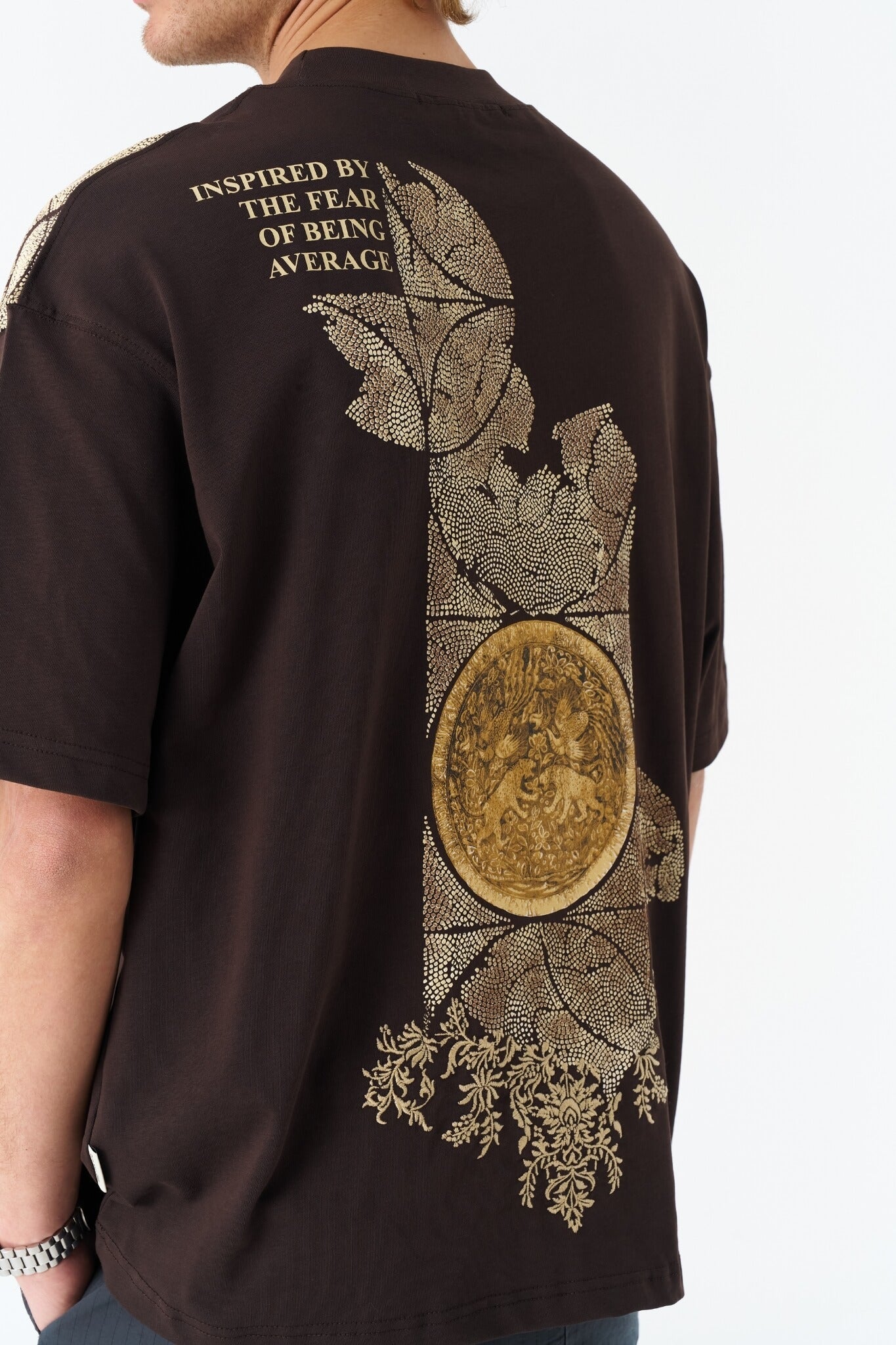 REALISTIC - BROWN