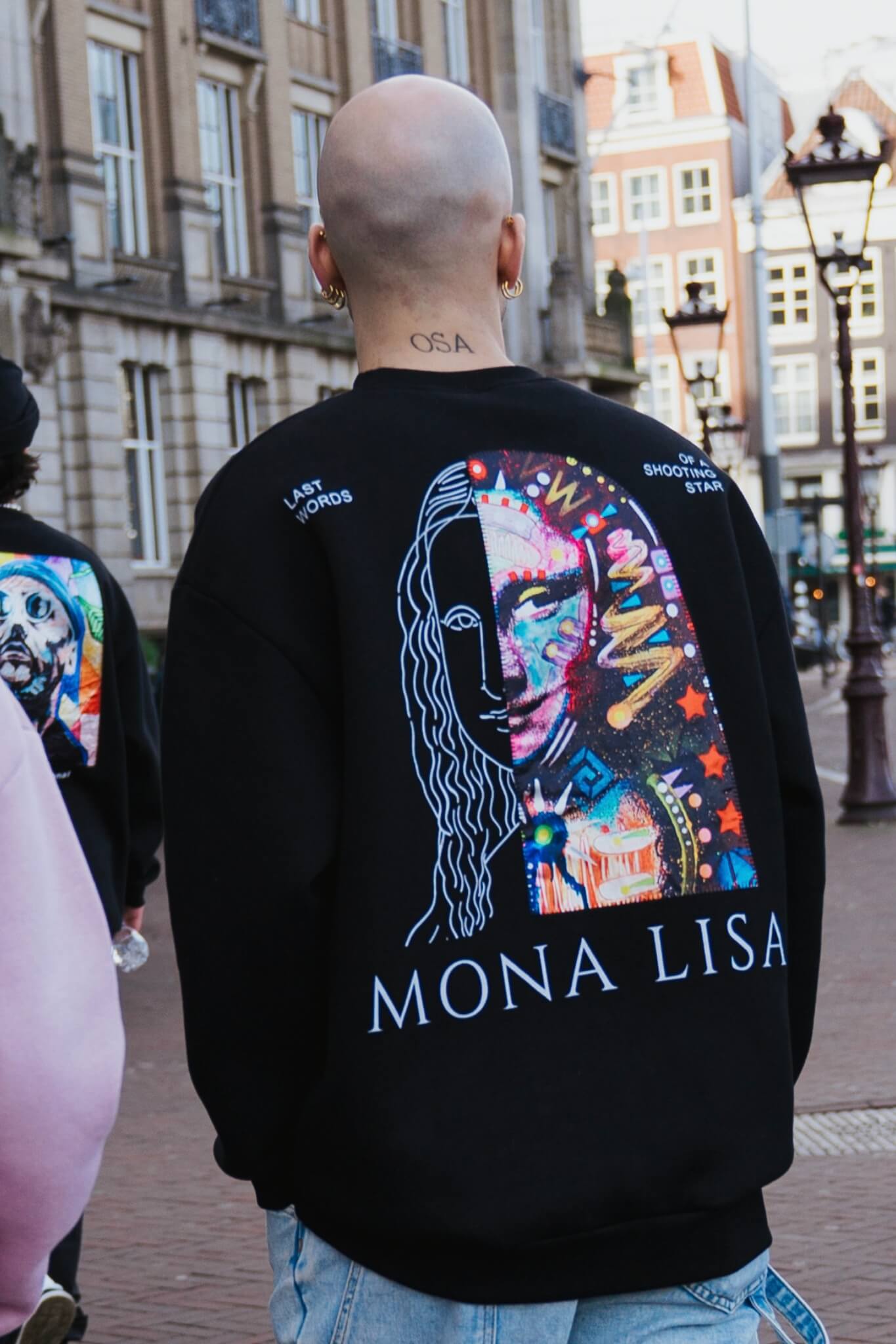 THE MONA - BLACK