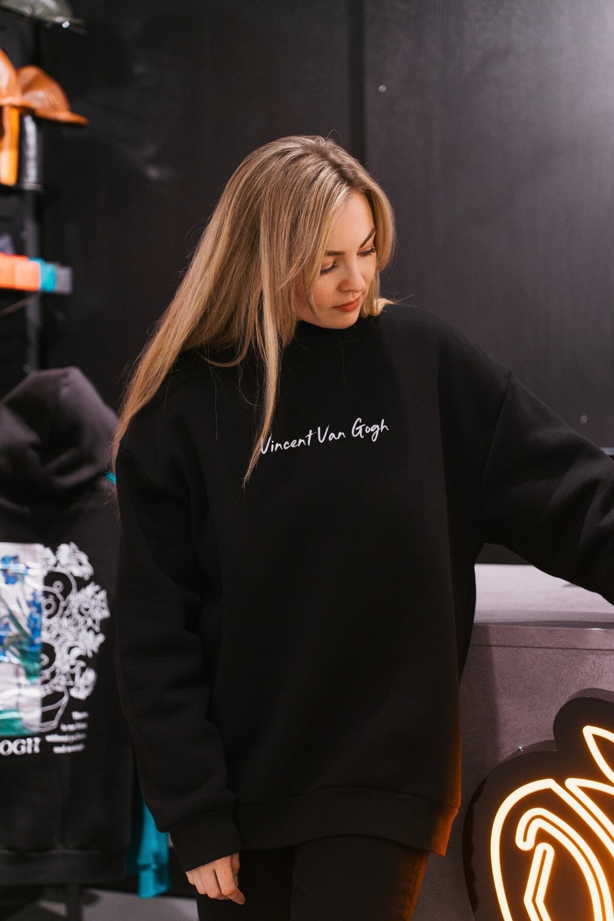 THE PIECES OF VAN GOGH - BLACK